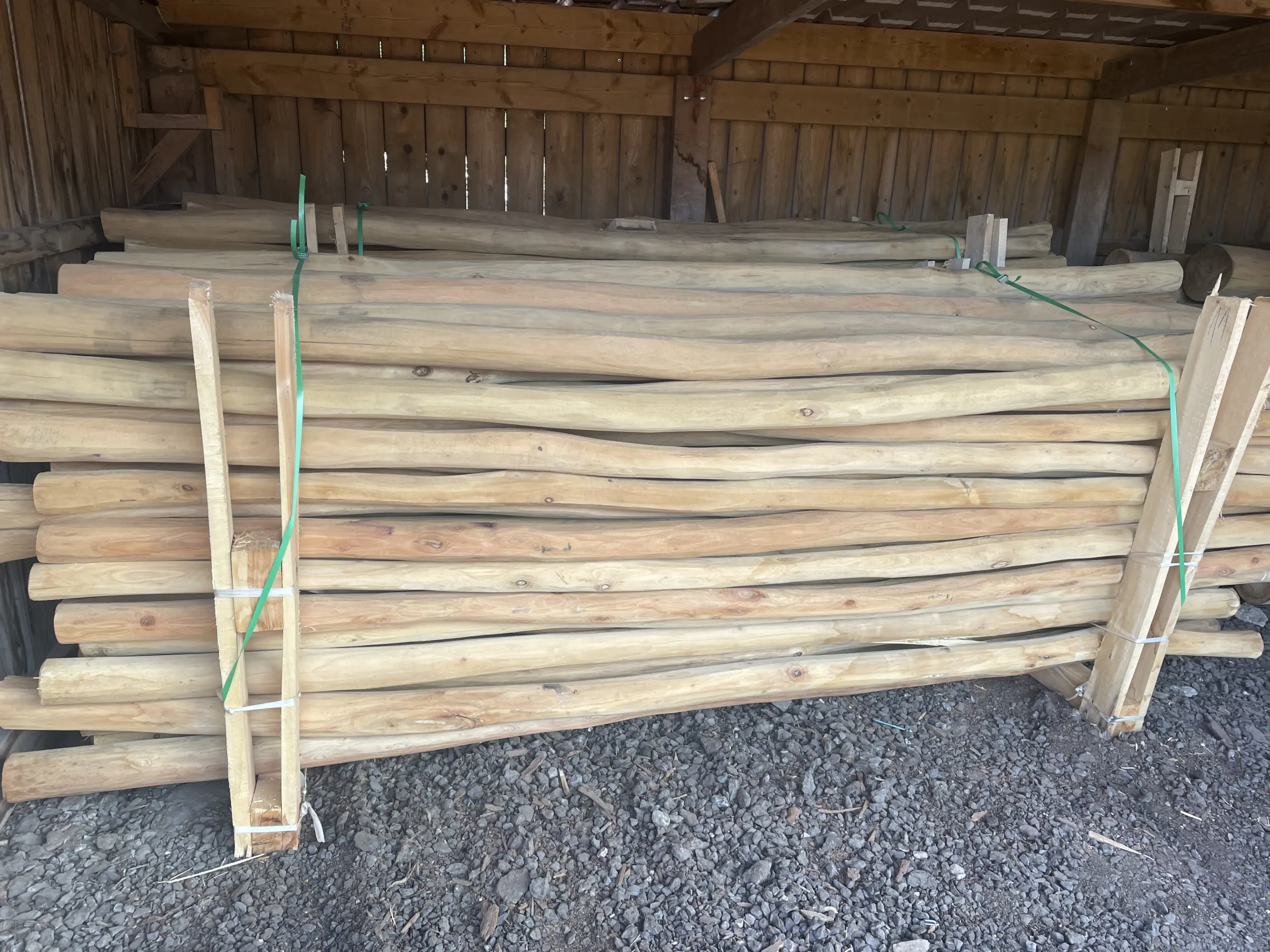 Premium Finish Robinia Poles